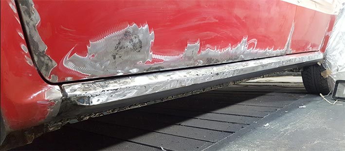 kogda trebuetsya pokraska porogov avto